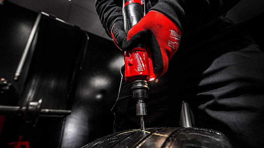 rectifieuse de pneus sans fil M12 FTB-0 Milwaukee